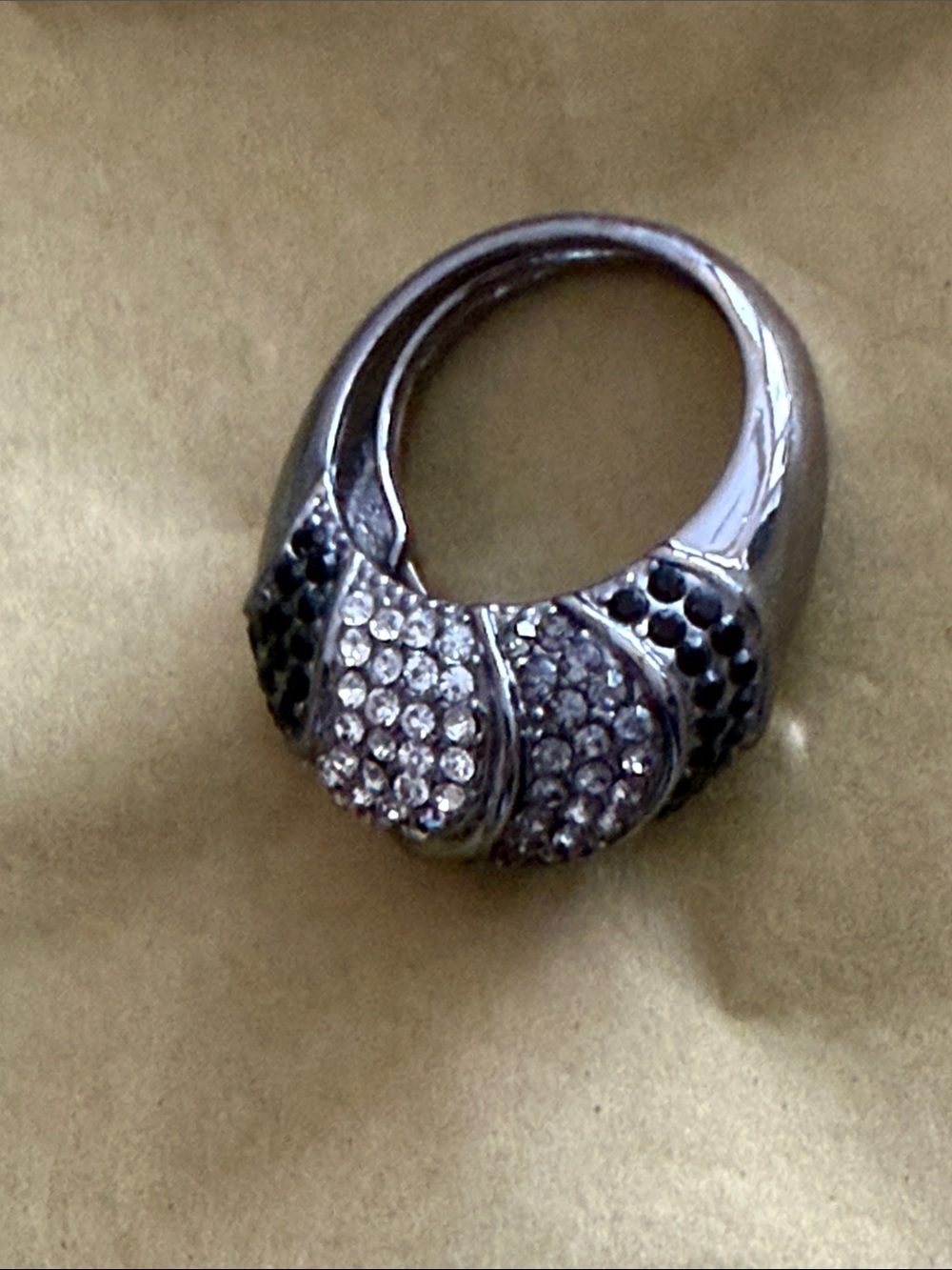 Ring size 7 grey black and clear crystal sparkling swirls of light - Picture 14 of 15